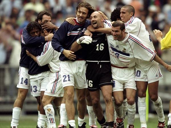 Đội tuyển Pháp vô địch World Cup mấy lần cho đến hiện nay?