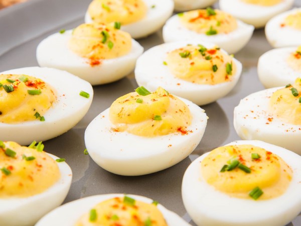 Những điều cần lưu ý ăn nhiều trứng có tốt không? 