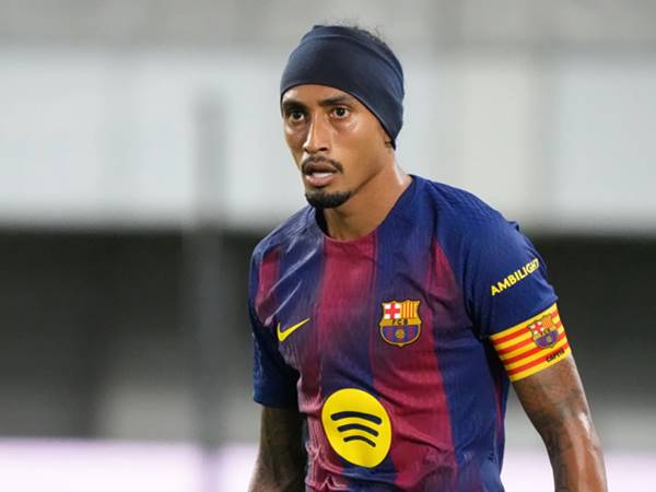Tin Barca 17/9: Raphinha nhận án phạt kỷ luật của Hansi Flick