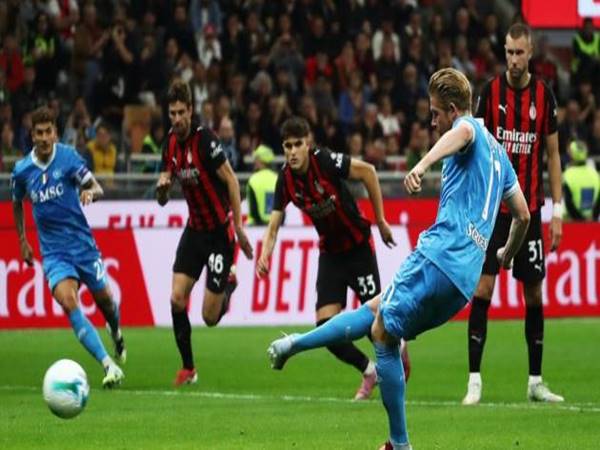 Tin Napoli: HLV Antonio Conte chia sẻ lý do thay De Bruyne
