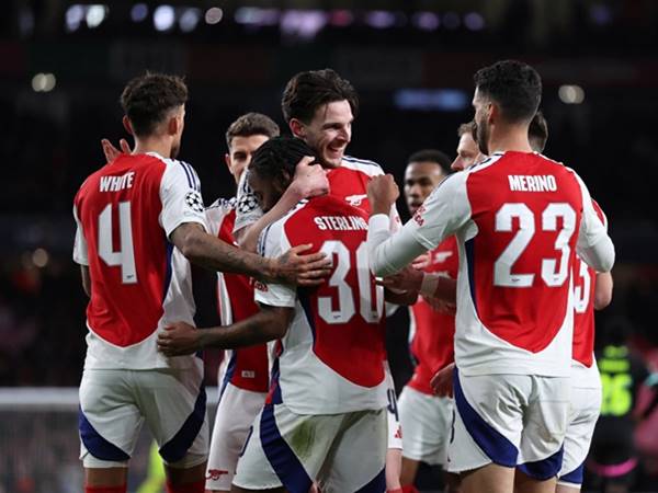 Nhìn lại thành tích của Arsenal những năm gần đây Nhìn lại thành tích của Arsenal những năm gần đây