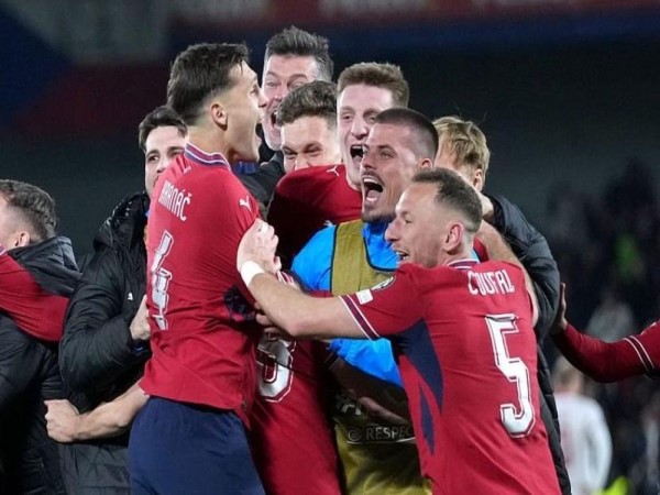 Tin WC: CH Czech tạo địa chấn đưa họ trở lại World Cup 2026