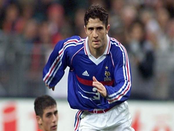 Hậu vệ Bixente Lizarazu