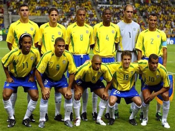 Nhìn lại đội hình Brazil 2002 vô địch World Cup lịch sử